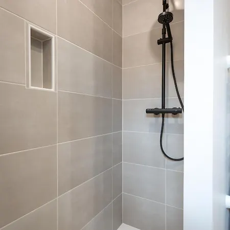 Tropical Escape Near Center Fiber Netflix Apartmán *