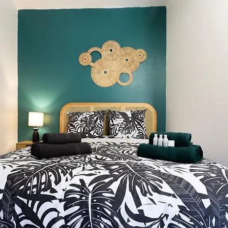 Tropical Escape Near Center Fiber Netflix Apartmán