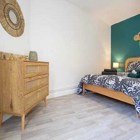 Apartmán Tropical Escape Near Center Fiber Netflix