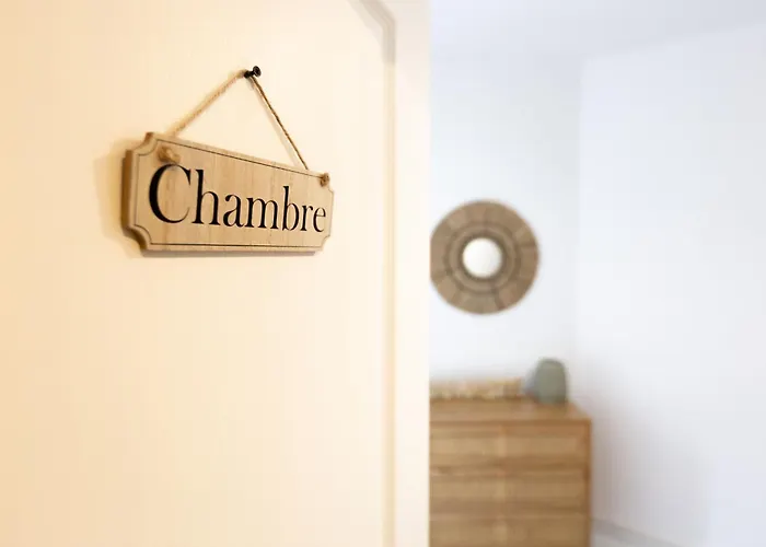 Tropical Escape Near Center Fiber Netflix Апартаменты Монлюсон