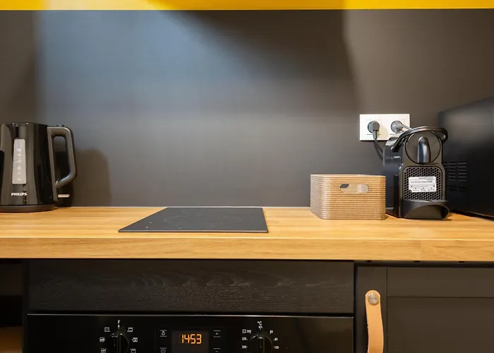 Апартаменты Tropical Escape Near Center Fiber Netflix